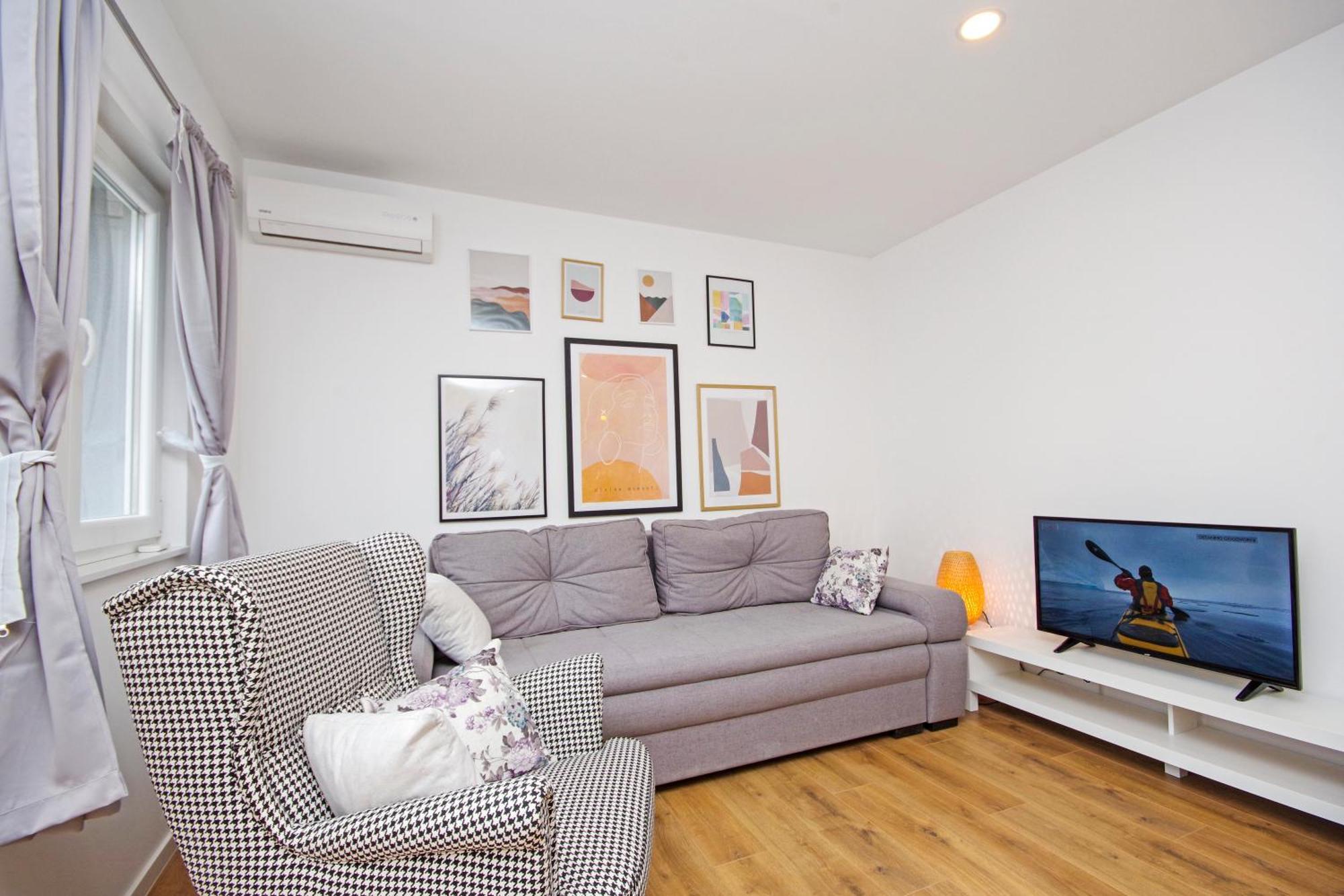 Apartments Luny Makarska Habitación foto